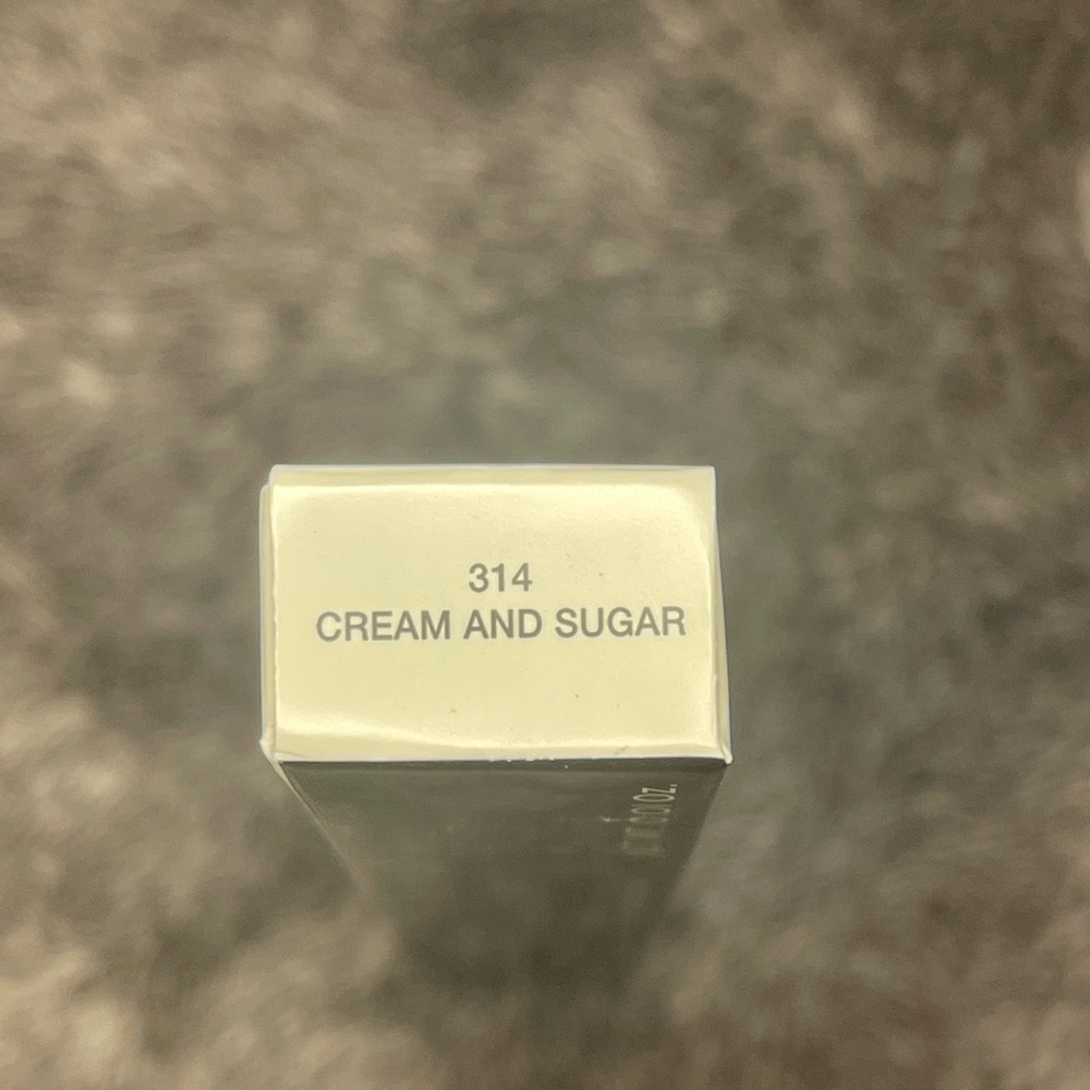 Marc Jacobs 314 Cream & Sugar (P)outliner - Picture 3 of 3